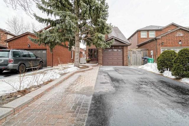 27 Scotia Dr, House detached with 3 bedrooms, 2 bathrooms and 5 parking in Brampton ON | Image 23