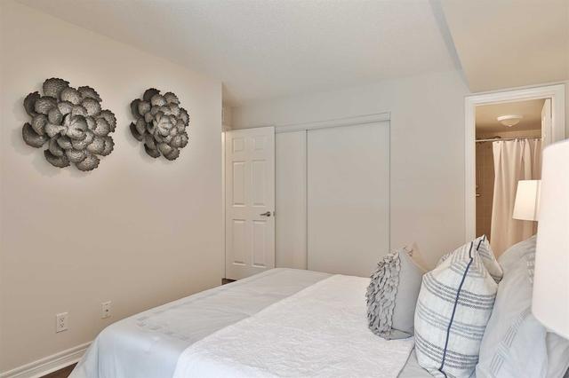 201 - 6 Brian Peck Cres, Townhouse with 2 bedrooms, 2 bathrooms and 1 parking in Toronto ON | Image 27