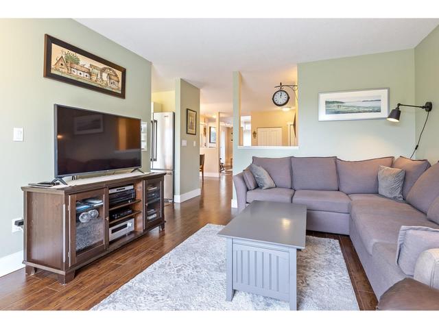 23 - 3902 Latimer Street, House attached with 3 bedrooms, 3 bathrooms and 4 parking in Abbotsford BC | Image 12