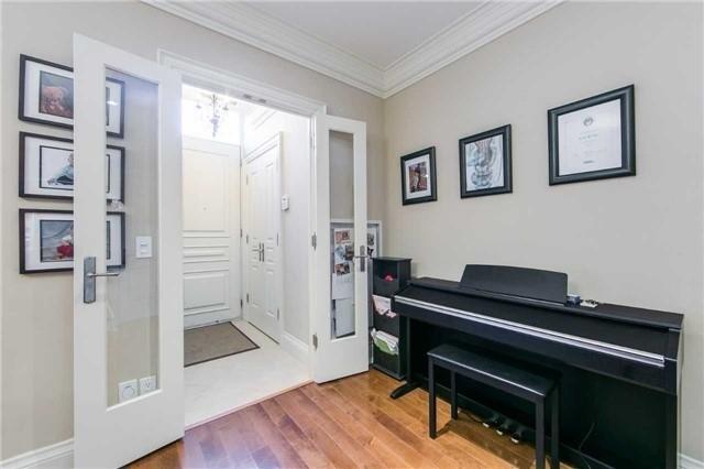 Th 7 - 15 Greenview Ave, Townhouse with 3 bedrooms, 3 bathrooms and 2 parking in Toronto ON | Image 2