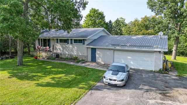2260 Horning Road, House detached with 4 bedrooms, 2 bathrooms and 7 parking in South Frontenac ON | Image 33