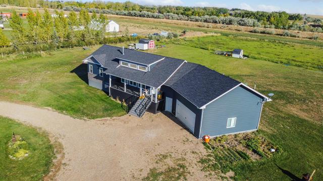 7 1 Avenue S, House detached with 4 bedrooms, 3 bathrooms and null parking in Taber MD AB | Image 6