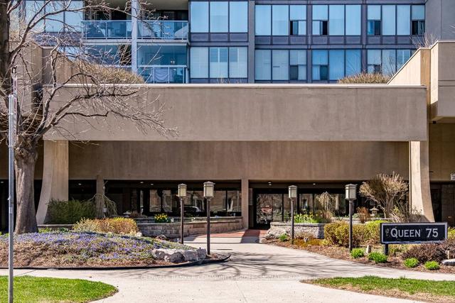 2205 - 75 Queen St N, Condo with 2 bedrooms, 1 bathrooms and 1 parking in Hamilton ON | Image 12