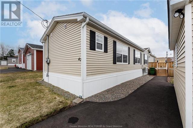 47 Gaspereau Lane, Home with 3 bedrooms, 2 bathrooms and null parking in Dieppe NB | Image 3