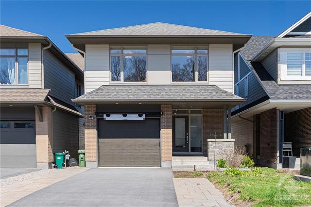 176 Avro Circle, House detached with 3 bedrooms, 4 bathrooms and 3 parking in Ottawa ON | Image 1