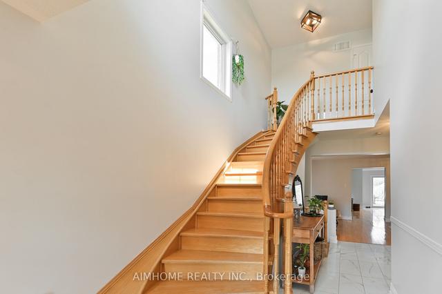 1302 Godwick Dr, House semidetached with 3 bedrooms, 4 bathrooms and 3 parking in Mississauga ON | Image 23