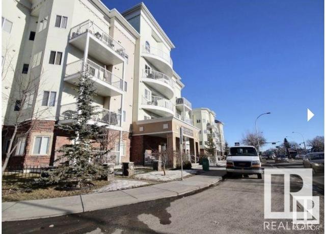 221 - 8528 82 Av Nw, Condo with 1 bedrooms, 2 bathrooms and null parking in Edmonton AB | Card Image