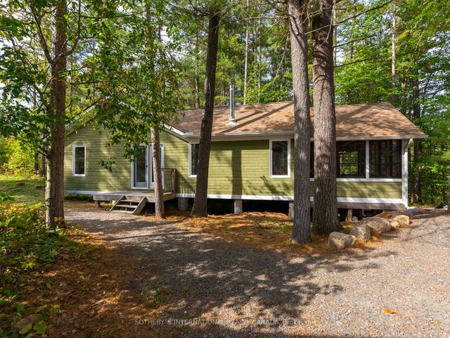 1037 Turtle Lake Rd, House detached with 2 bedrooms, 1 bathrooms and 6 parking in Gravenhurst ON | Image 6