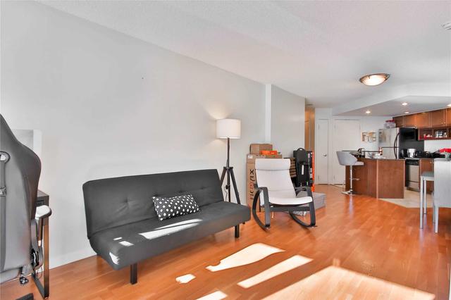 404 - 208 Queens Quay W, Condo with 1 bedrooms, 2 bathrooms and 1 parking in Toronto ON | Image 9