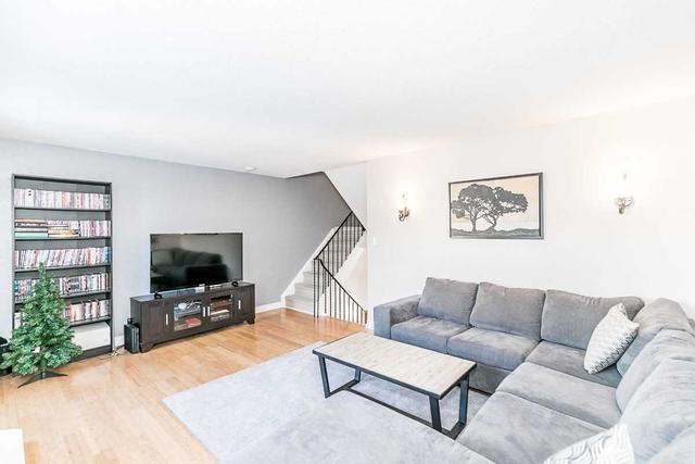 8 - 237 Steel St, Townhouse with 3 bedrooms, 2 bathrooms and 2 parking in Barrie ON | Image 9