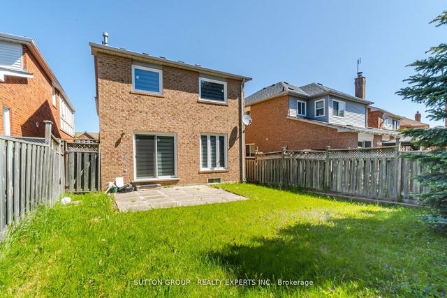 79 Rocky Mountain Cres, House detached with 4 bedrooms, 4 bathrooms and 5 parking in Brampton ON | Image 32