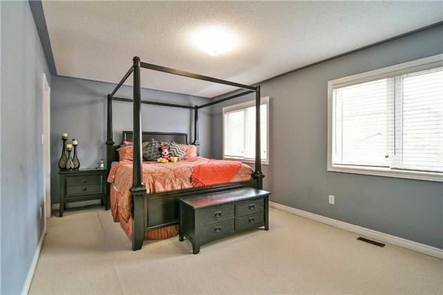 80 Chalkfarm Cres, House detached with 4 bedrooms, 3 bathrooms and 4 parking in Brampton ON | Image 12