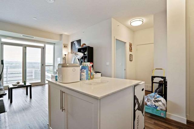 803 - 2081 Fairview St, Condo with 1 bedrooms, 1 bathrooms and 1 parking in Burlington ON | Image 2