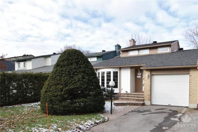 22 Burnetts Grove Circle, Home with 3 bedrooms, 3 bathrooms and 2 parking in Ottawa ON | Image 1