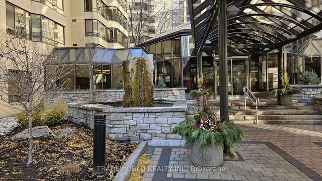 1503 - 280 Simcoe St, Condo with 2 bedrooms, 2 bathrooms and 1 parking in Toronto ON | Image 12