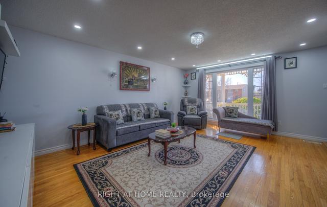 535 Elgin St N, House semidetached with 3 bedrooms, 3 bathrooms and 3 parking in Cambridge ON | Image 38