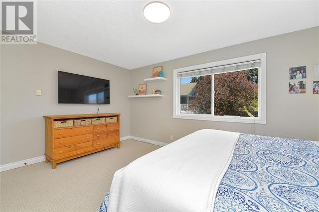 2272 Church Hill Dr, House detached with 4 bedrooms, 3 bathrooms and 2 parking in Sooke BC | Image 14