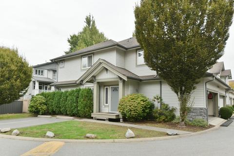 25 - 14453 72 Avenue, House attached with 4 bedrooms, 3 bathrooms and 2 parking in Surrey BC | Card Image