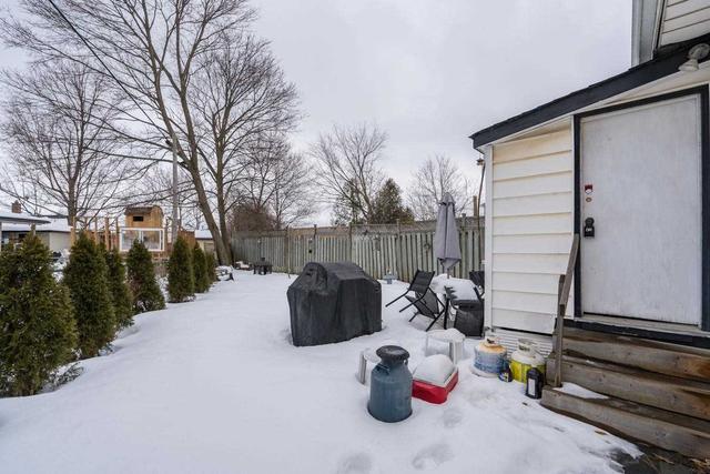 66 Prince Charles Dr, House detached with 3 bedrooms, 2 bathrooms and 3 parking in Halton Hills ON | Image 4
