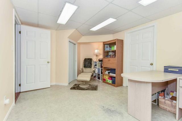 9 Killarney St, House detached with 3 bedrooms, 2 bathrooms and 5 parking in Brantford ON | Image 24