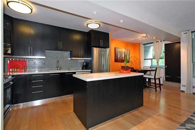 404 - 65 Southport St, Condo with 3 bedrooms, 2 bathrooms and 1 parking in Toronto ON | Image 10