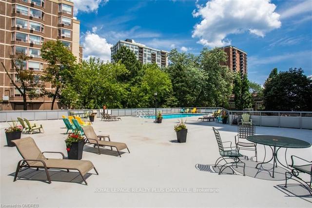 1108 - 2263 Marine Dr, Condo with 2 bedrooms, 1 bathrooms and 1 parking in Oakville ON | Image 24