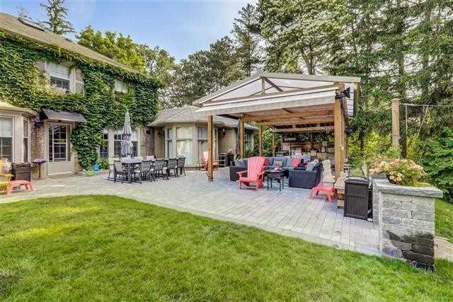 92 North Dr, House detached with 4 bedrooms, 5 bathrooms and 9 parking in Toronto ON | Image 14