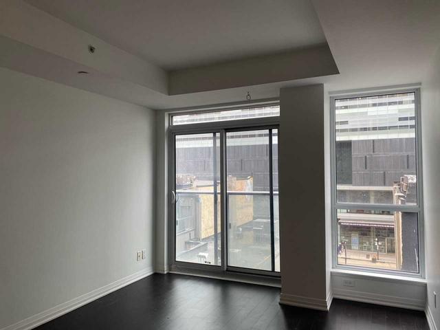 423 - 8 Mercer St, Condo with 0 bedrooms, 1 bathrooms and 0 parking in Toronto ON | Image 2