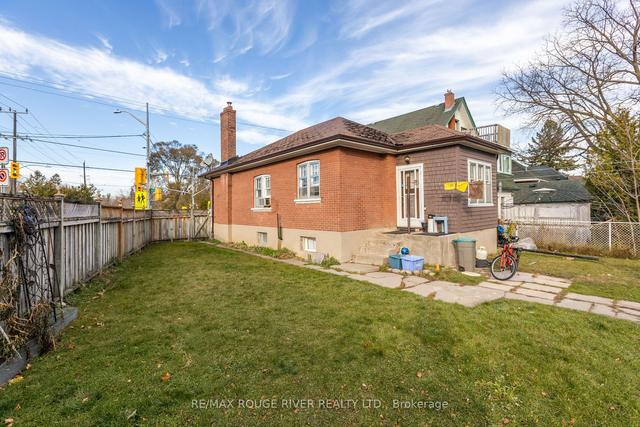 595 Sherbrooke St, House detached with 2 bedrooms, 2 bathrooms and 5 parking in Peterborough ON | Image 21