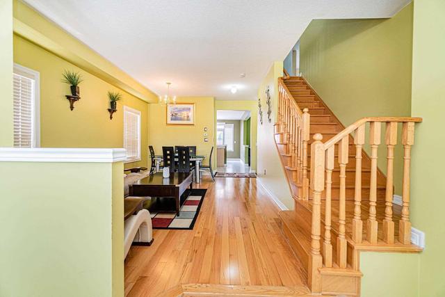 10 Revelstoke Pl, House detached with 4 bedrooms, 4 bathrooms and 2 parking in Brampton ON | Image 4