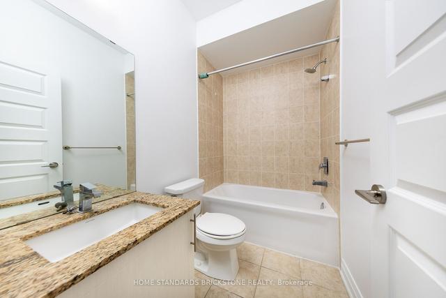 10 - 11 Eldora Ave, Townhouse with 2 bedrooms, 2 bathrooms and 1 parking in Toronto ON | Image 15