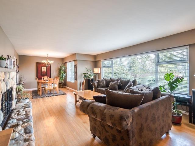 1716 Eastern Drive, House detached with 5 bedrooms, 3 bathrooms and null parking in Port Coquitlam BC | Image 4