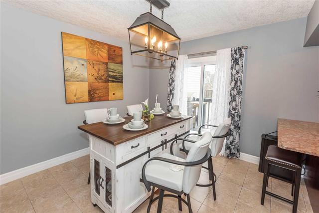 26 Fourth Ave, House semidetached with 3 bedrooms, 4 bathrooms and 7 parking in Kitchener ON | Image 9