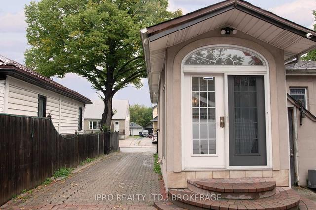 74 Seventeenth St, House detached with 2 bedrooms, 2 bathrooms and 6 parking in Toronto ON | Image 17
