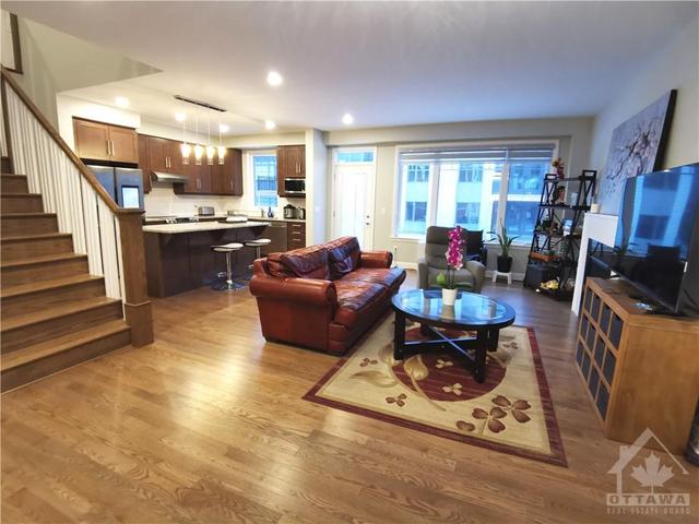 232 Ketchikan Crescent, House detached with 4 bedrooms, 4 bathrooms and 4 parking in Ottawa ON | Image 10