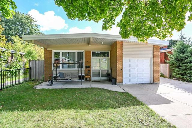 45 Ronaldshay Ave, House detached with 3 bedrooms, 2 bathrooms and 5 parking in Hamilton ON | Image 1
