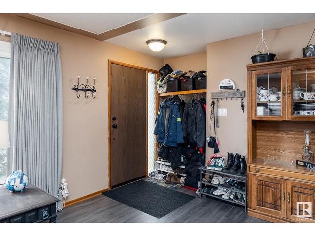 12831 106 St Nw, House detached with 4 bedrooms, 0 bathrooms and null parking in Edmonton AB | Image 3