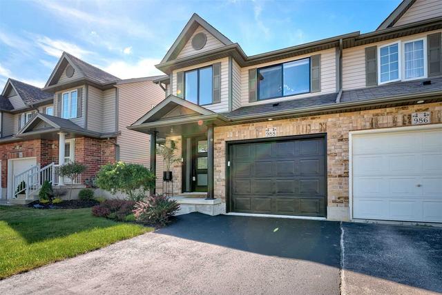 988 Creekside Dr, House attached with 3 bedrooms, 3 bathrooms and 2 parking in Waterloo ON | Image 12