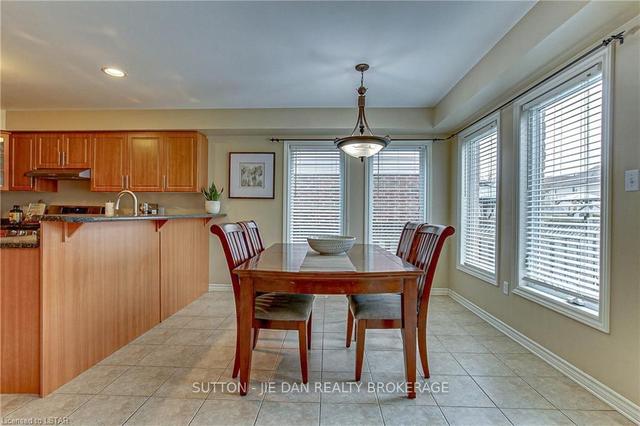 853 Mapleridge St, House detached with 3 bedrooms, 3 bathrooms and 4 parking in London ON | Image 22