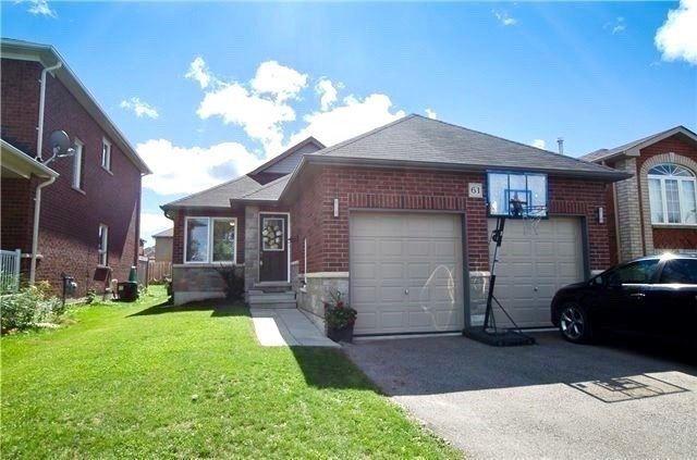 61 Coronation Pkwy, House detached with 2 bedrooms, 3 bathrooms and 4 parking in Barrie ON | Image 1