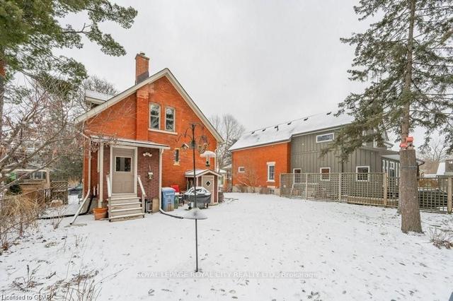 24 Lyon Ave, House detached with 3 bedrooms, 3 bathrooms and 4 parking in Guelph ON | Image 7