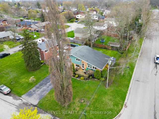 42 Glendale Dr, House detached with 3 bedrooms, 2 bathrooms and 4 parking in Welland ON | Image 30