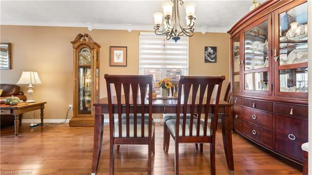 69 Dante Crescent, House detached with 4 bedrooms, 2 bathrooms and 7 parking in Brantford ON | Image 37