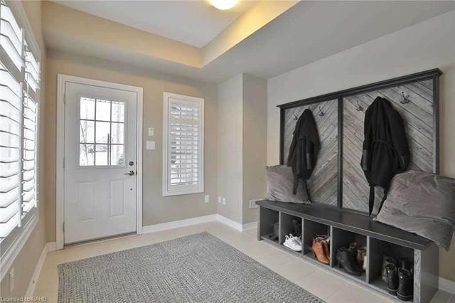 22 - 215 Dundas St, Townhouse with 3 bedrooms, 2 bathrooms and 2 parking in Hamilton ON | Image 31