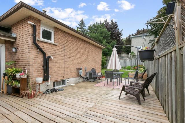 220 London Rd, House detached with 3 bedrooms, 3 bathrooms and 4 parking in Newmarket ON | Image 19