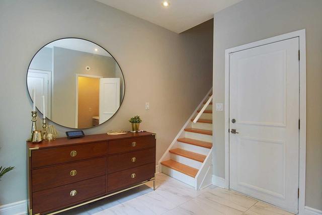 1013 Dundas St E, House attached with 2 bedrooms, 2 bathrooms and 1 parking in Toronto ON | Image 18