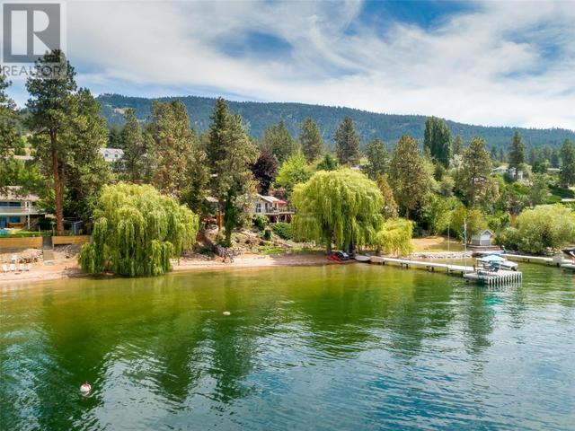 17130 Coral Beach Road, House detached with 3 bedrooms, 2 bathrooms and 3 parking in Lake Country BC | Image 1
