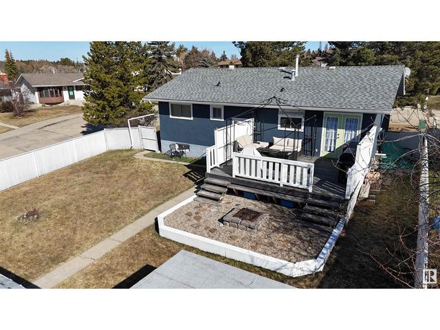 5243 44 Av, House detached with 5 bedrooms, 2 bathrooms and null parking in Drayton Valley AB | Image 3