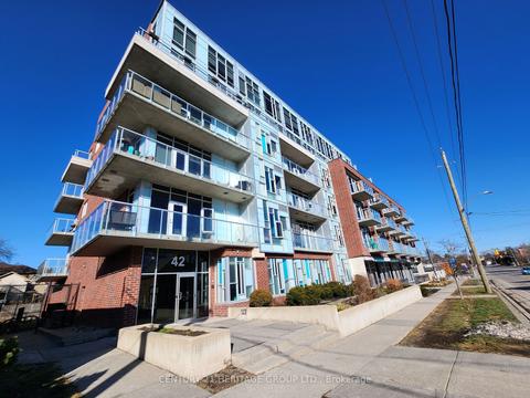 507 - 42 Bridgeport Rd E, Condo with 2 bedrooms, 2 bathrooms and 2 parking in Waterloo ON | Card Image