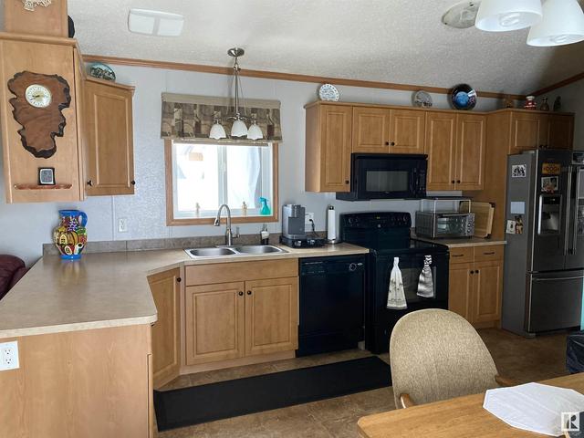 110 - 2251 50 St, Home with 3 bedrooms, 2 bathrooms and null parking in Drayton Valley AB | Image 3